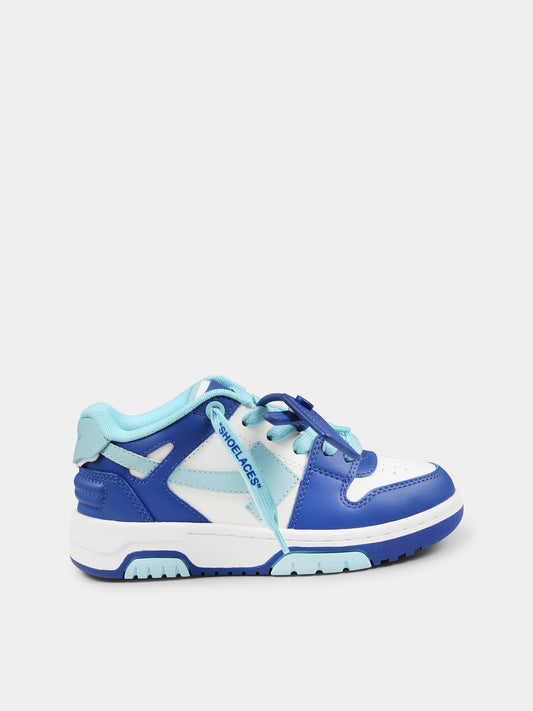 Blue sneakers for boy with arrow