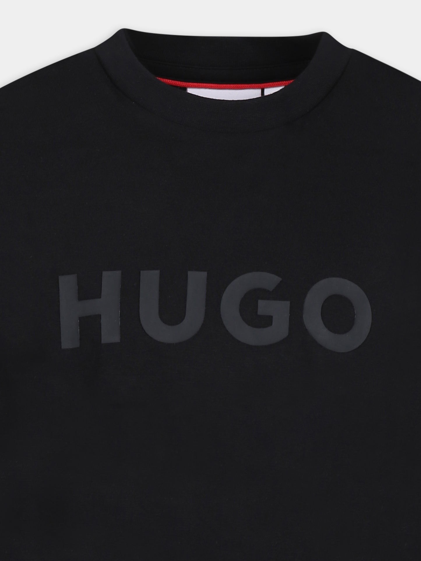 Black t-shirt for boy with logo