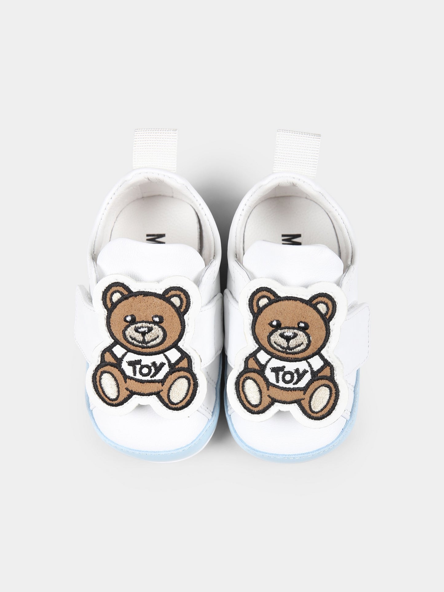 White sneakers for baby boy with Teddy Bear