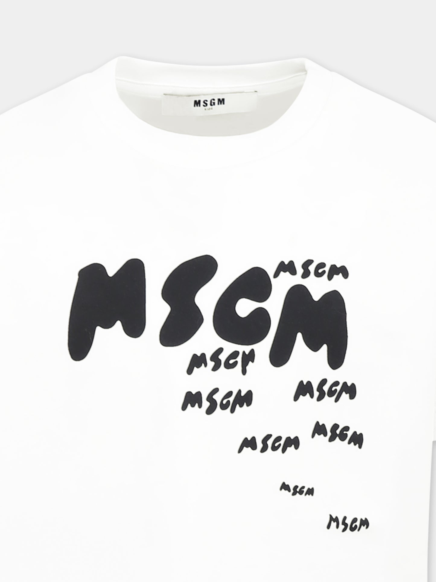 White t-shirt for boy with logo